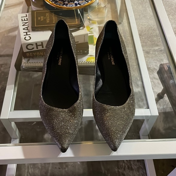 SAINT LAURENT woman’s flats - Picture 1 of 8